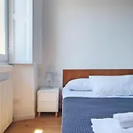 Milano Navigli Apartment - Via Vigevano