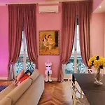 Designed Pop Apartment 2 Bedrooms, 2 Baths In Milan Center - Wifi, Ac, Steps From Subway M1 And M2, Central Station And Airport Connected