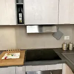 Appartamento Con Terrazzo Sui Tetti Milanesi