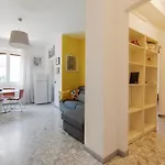 Apartment With Balcony - 50 M Far From M1 Pasteur