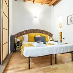 Ascanio Apartment, In The Heart Of Milan Nightlife