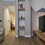 Luxury & Central Apartment