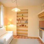 Ivy House In The Heart Of Milan