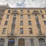 2 Bedroom Apartment - Buzzi Hospital, Sempione, Mico, 100Mt Metrom5