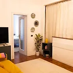 Casa Raffaella, Comodo E Tipico Bilocale Nel Centro Di Milano
