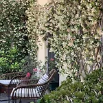 Gioia House
