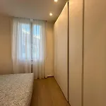 Abruzzi Short Rent