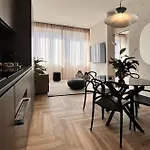 Yls Luxury Suites