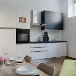 Elegant Sweet Home Suite - Milan, 15 Minute Duomo