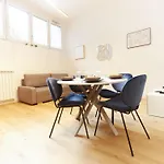Milano Urban Flats - City Center Apartments