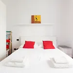 Ca\' Granda M5 & Bicocca - Apartment With Parking
