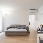 Supersuite With Private Garage Autentica