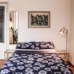 Lili House