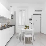 Arq16 - Duomo-Loreto - Central - Modern