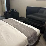 Milhouse Suite Vitruvio
