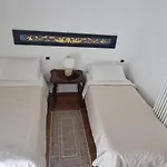 Stanza In Villa Con Giardino