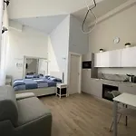 Mariposa Milano Pta Venezia Via Menotti