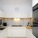 Urban District Apartments - Milan Isola Exclusive 1Br