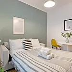Gorgeous Flat In The Design District