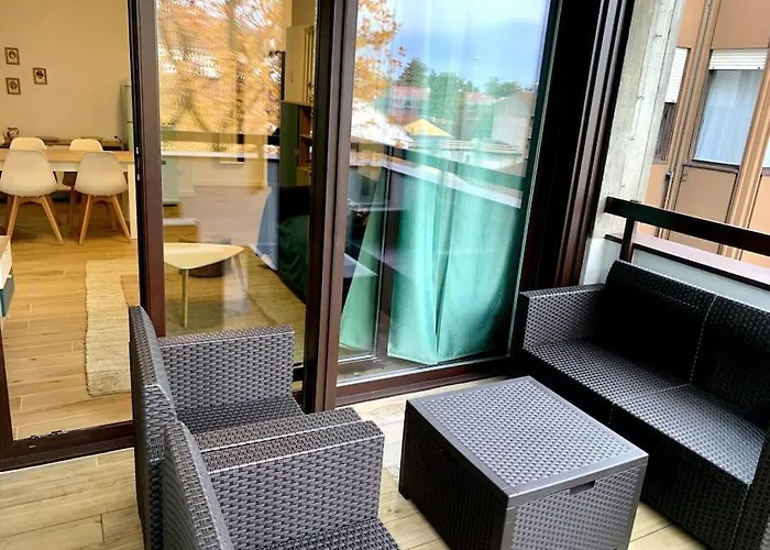 Appartamento Con Terrazzo Sui Tetti Milanesi