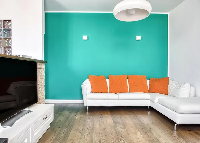 Joivy Superb 2Bed Flat With Balcony
