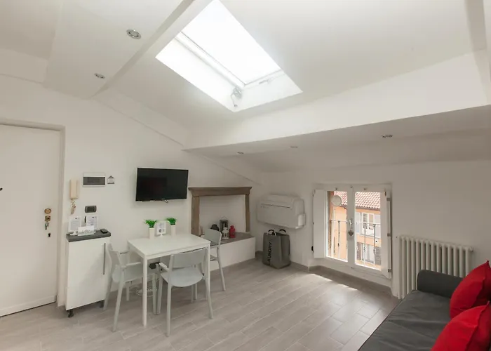 Amazing And New Penthouse In City Center