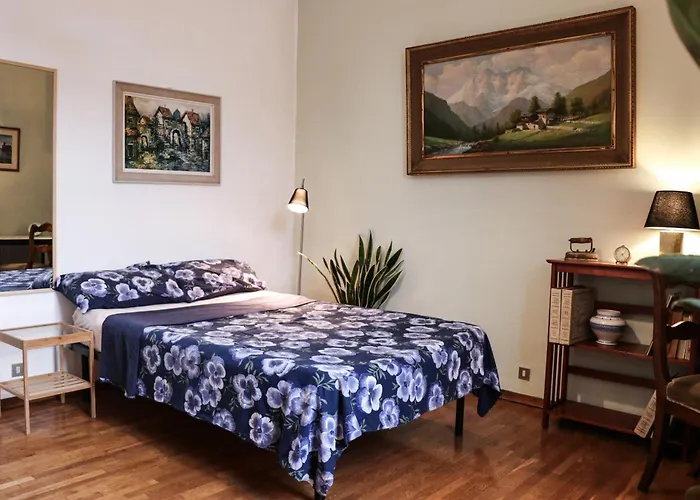 Lili House