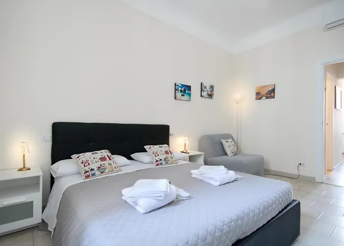 Garibaldi Isola Apartments