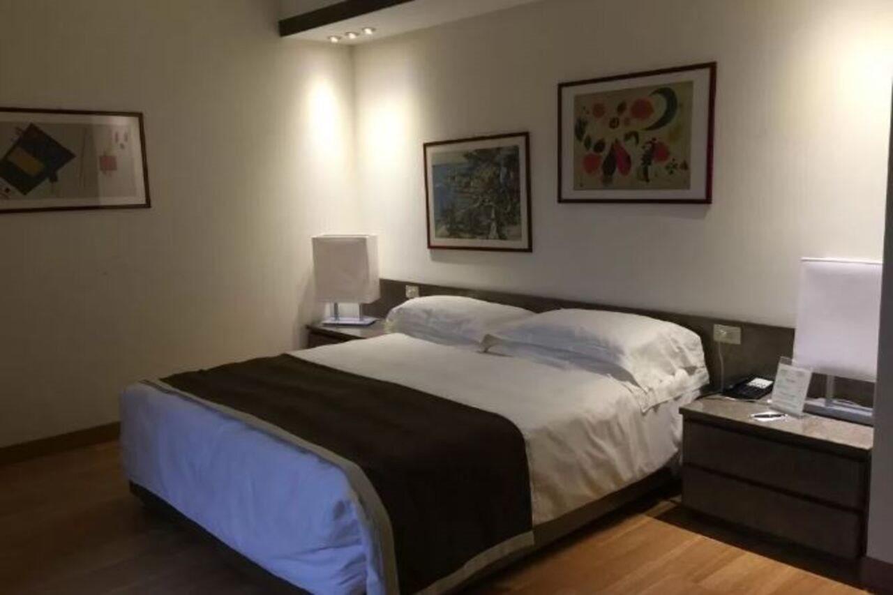 Romana Hotel 4*