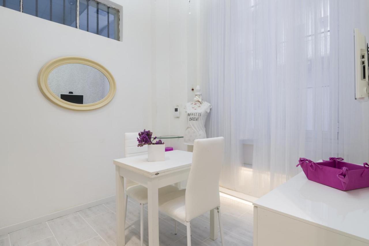 Monolocale Commenda 33 Apartment