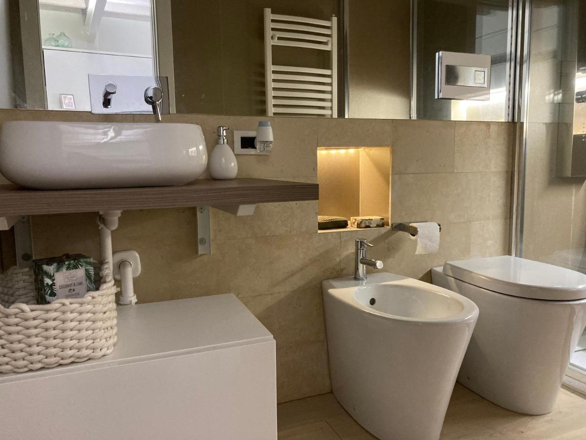 Special Rent Apartment - Relax&Green - Ospedale San Raffale&Bicocca * Milão