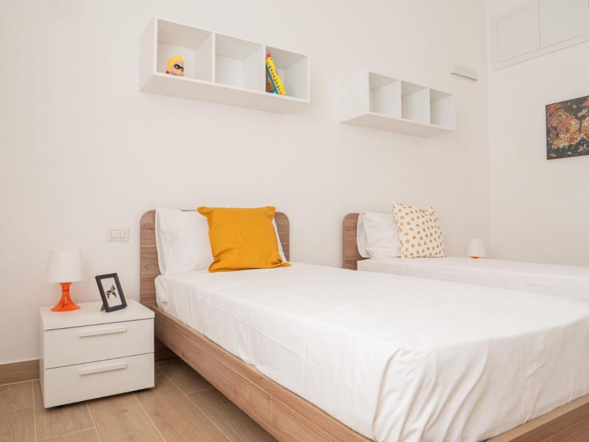 The Best Rent - Gorgeous Two-bedroom Close To Cinque Giornate Square * Milan