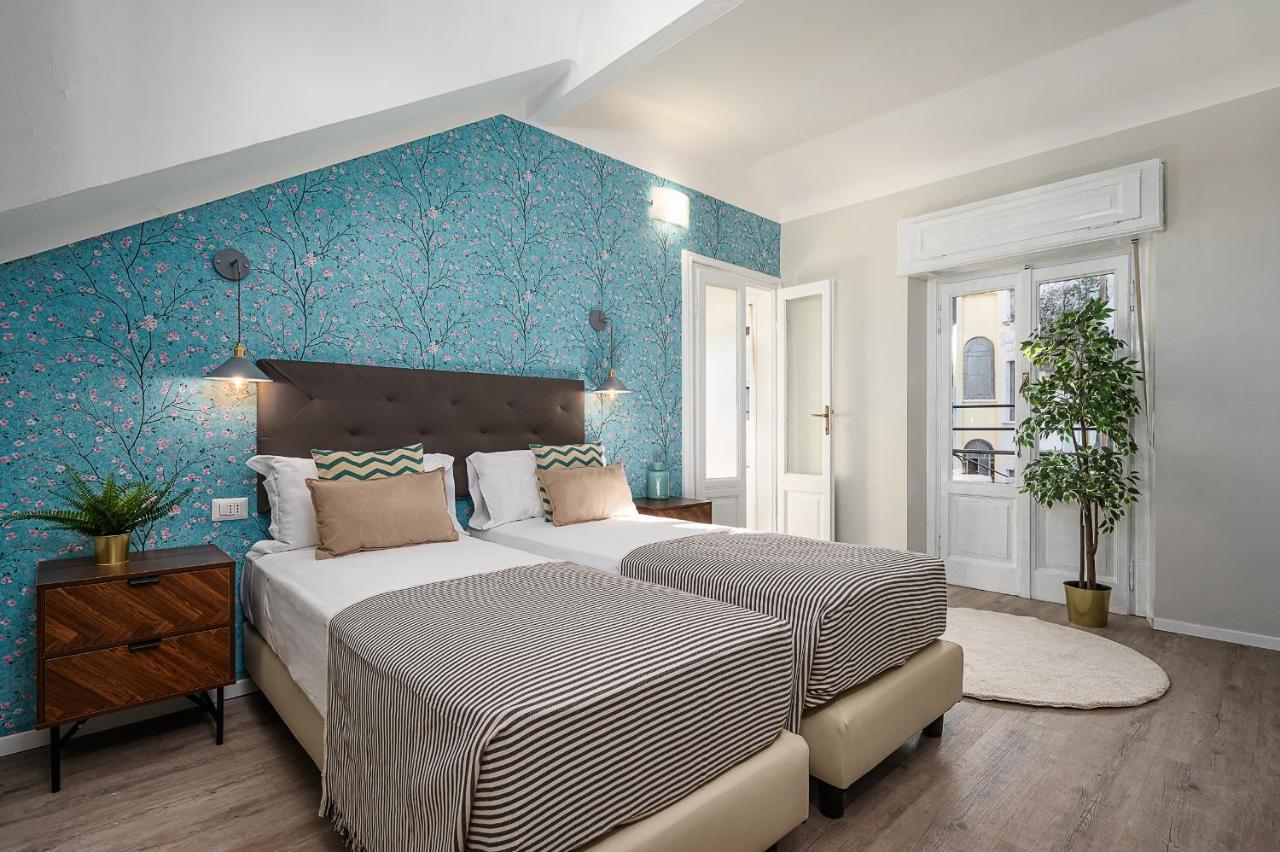 Hemeras Boutique Homes - 4 Design Homes In Center