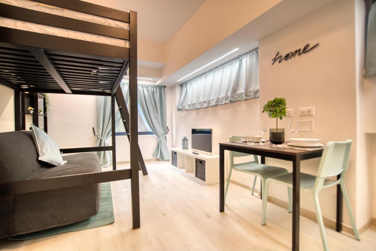 Suzzani 273 * Mailand