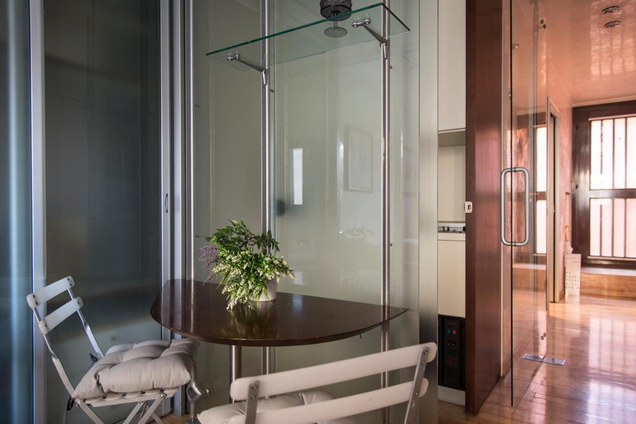 Apartment Youhosty - Duomo Milan
