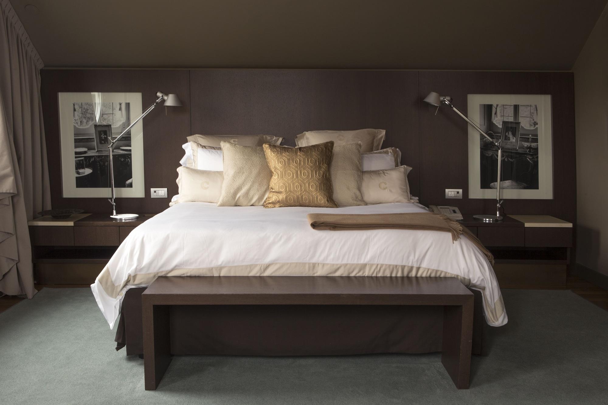 Four Seasons Hotel 5*