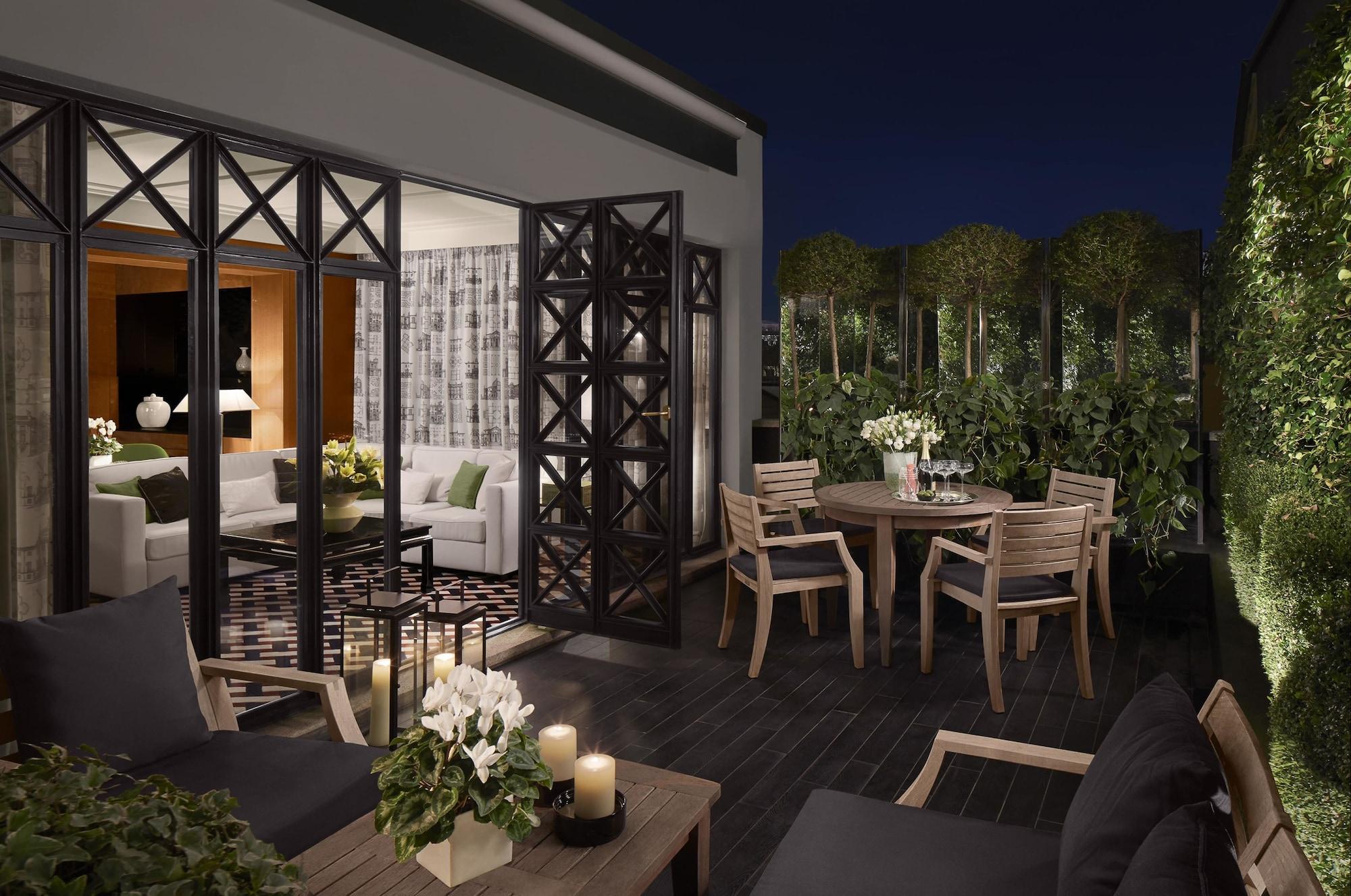 Four Seasons 5*