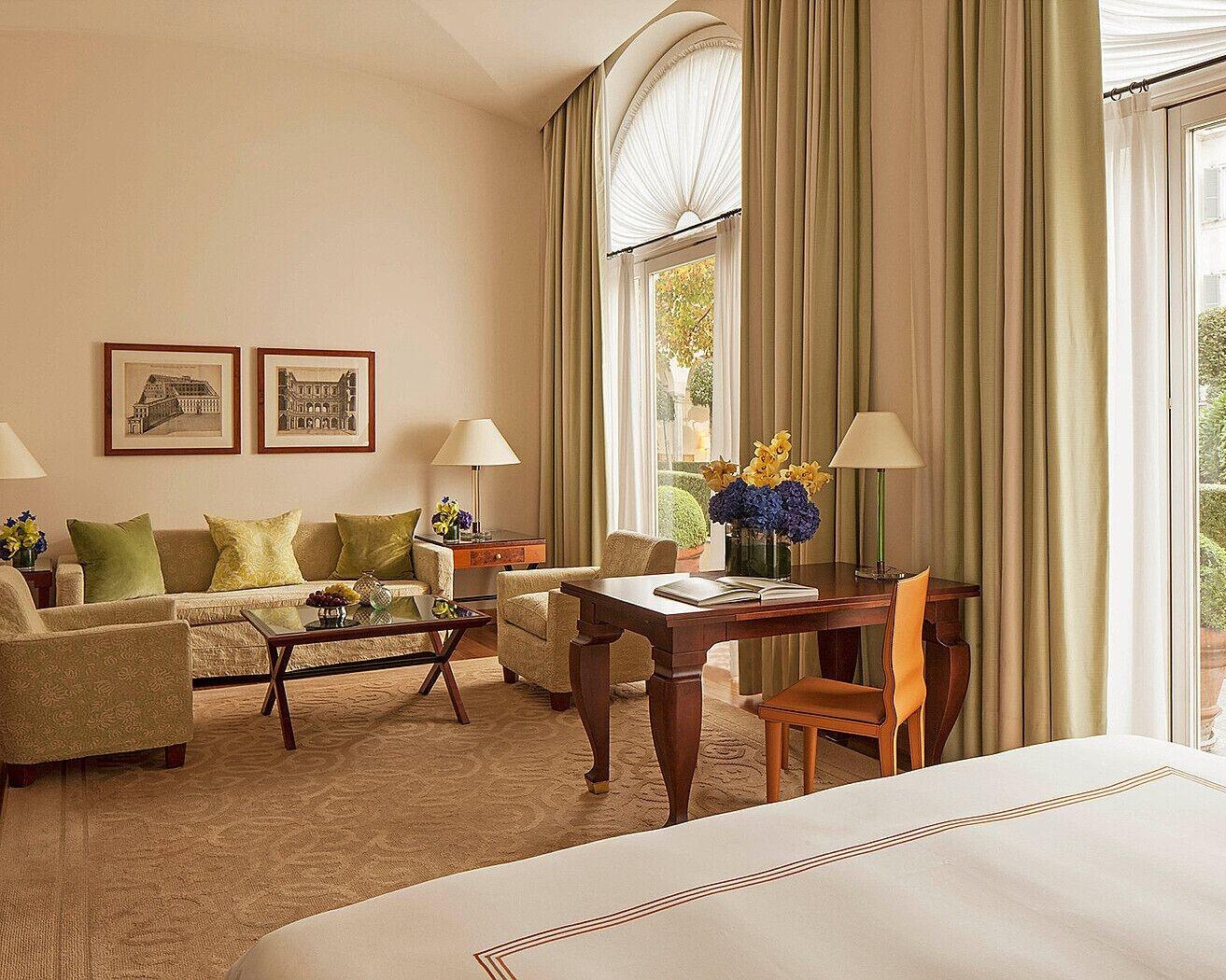 Four Seasons Hotel