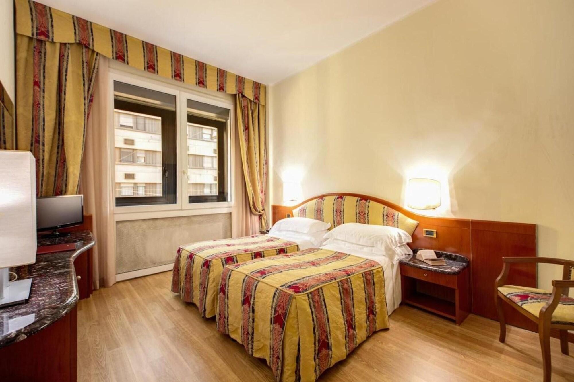 Romana Hotel 4*