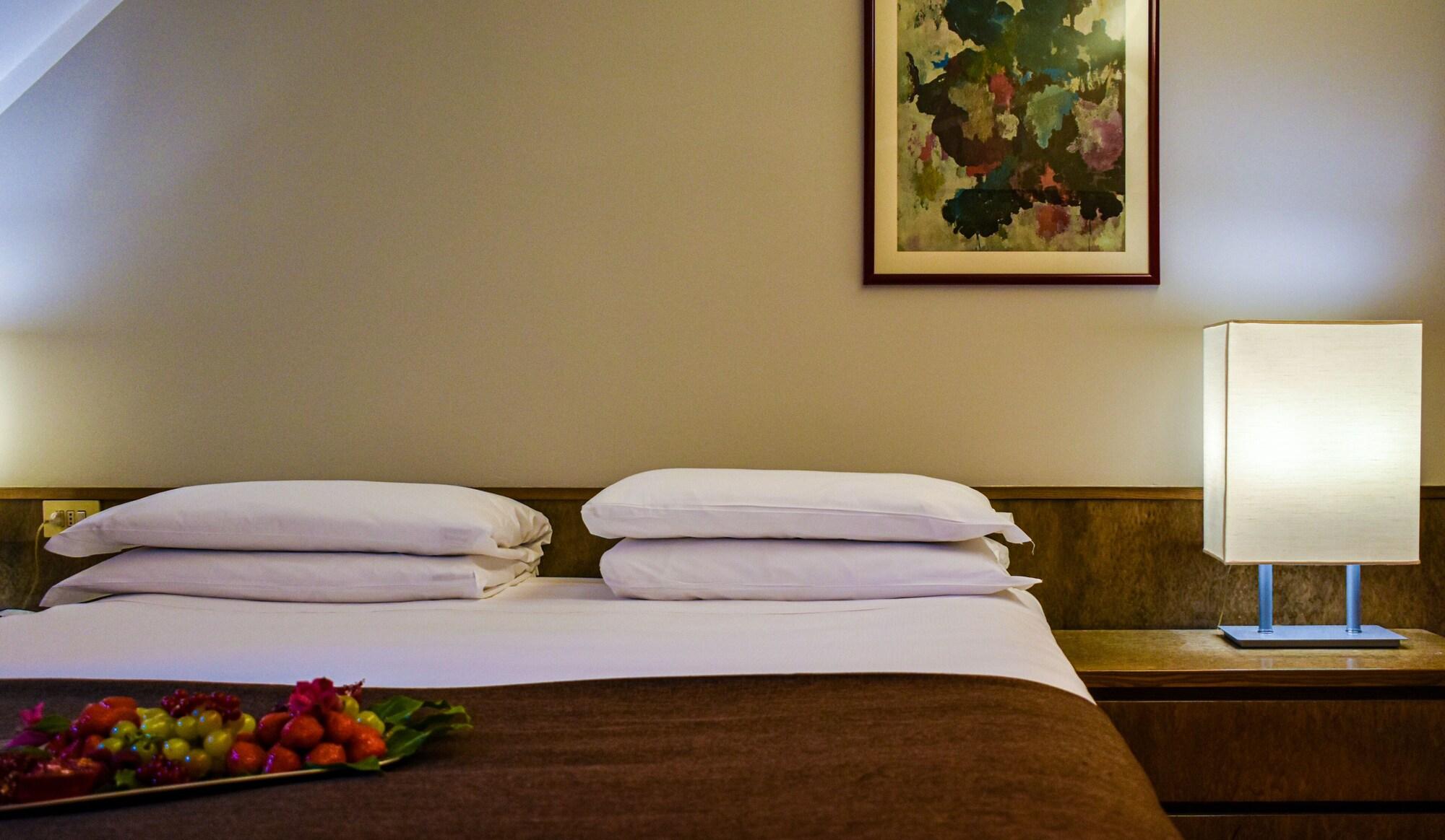 Hotel Romana 4*