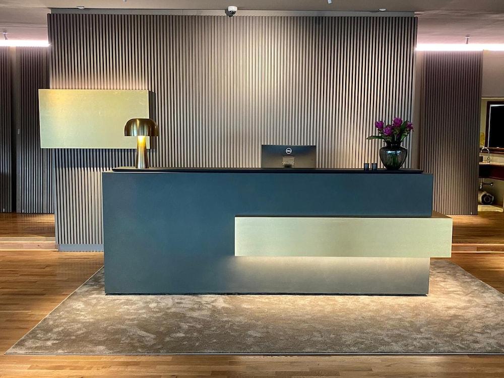 Romana Hotel