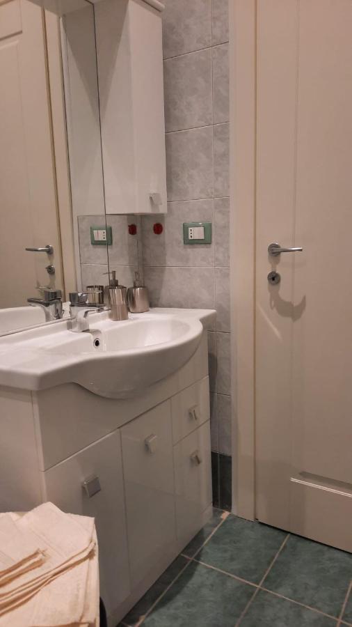Marche Apartment