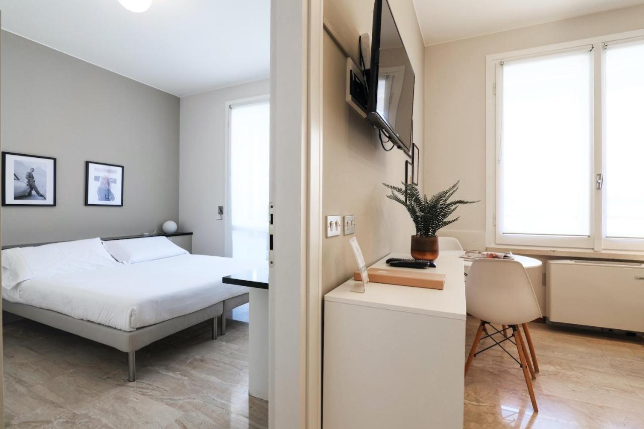 Contempora - Elvezia 8 - E34 *