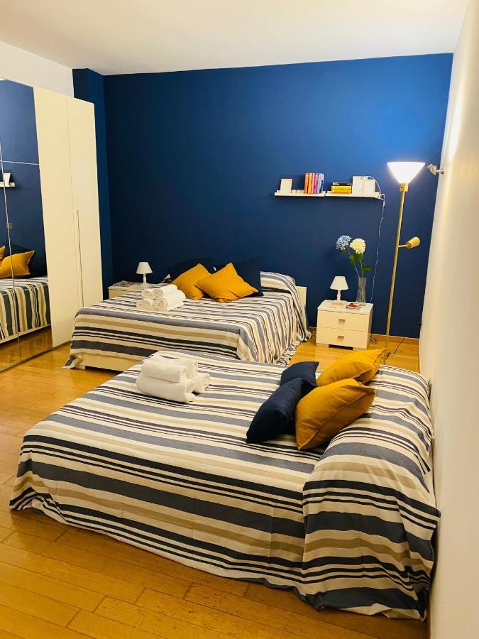 Chiara 34 - M4 Metro Blu Mailand