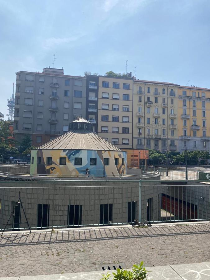 Gramsci 2 - Cozy Near Sempione Park! Milão