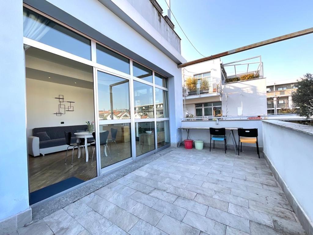 Apartment In Navigli District With Wonderful Terrace Mailand