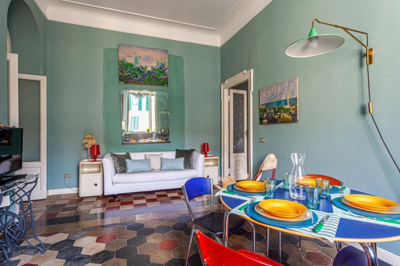Apartment Joivy Elegant Flat With Balcony Milan