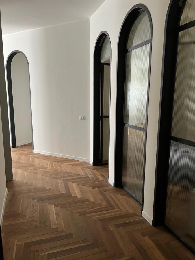 Milano: Bellissimo In Pieno Centro Apartamento Milão