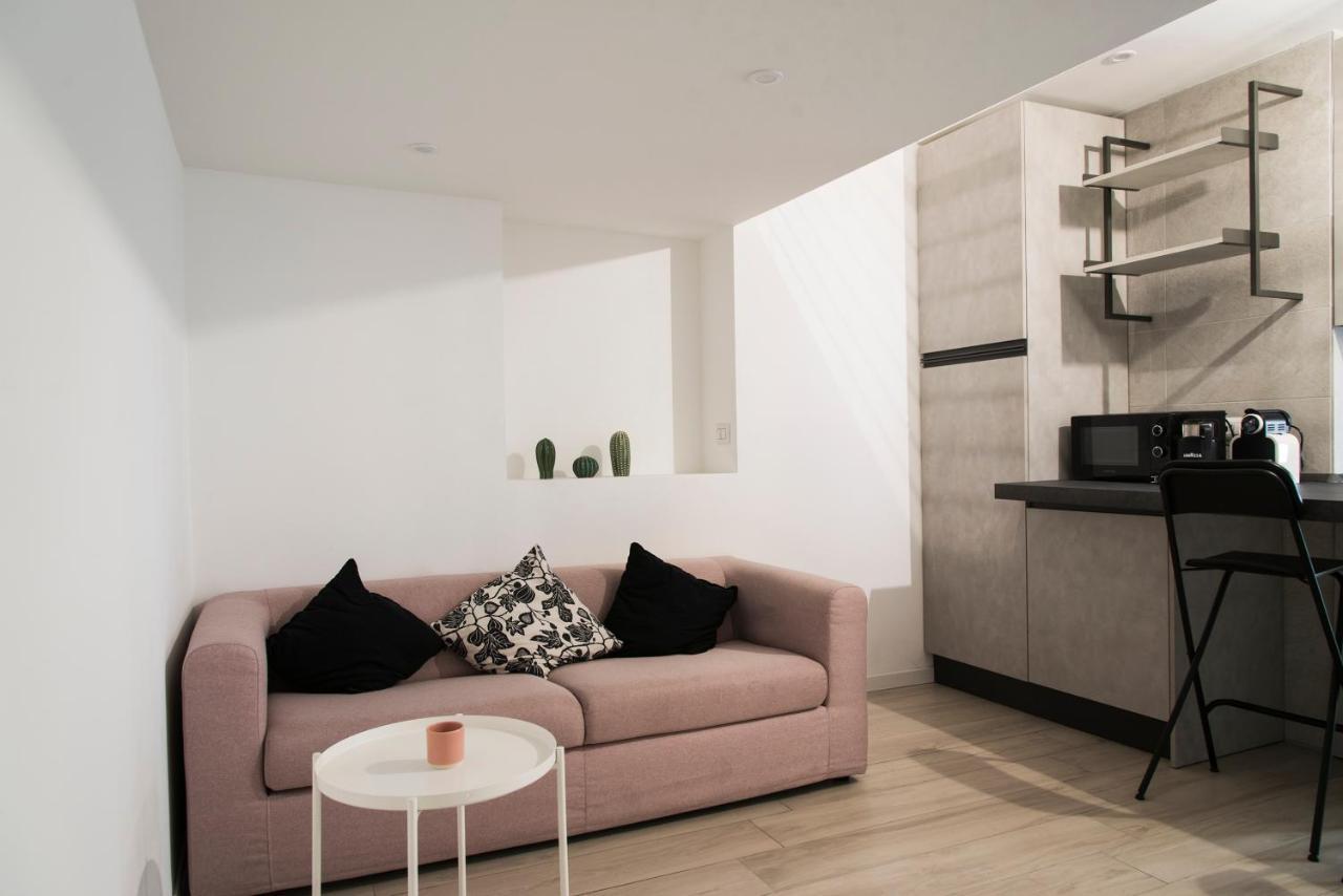 Youhosty - Pavia 7 * Milan