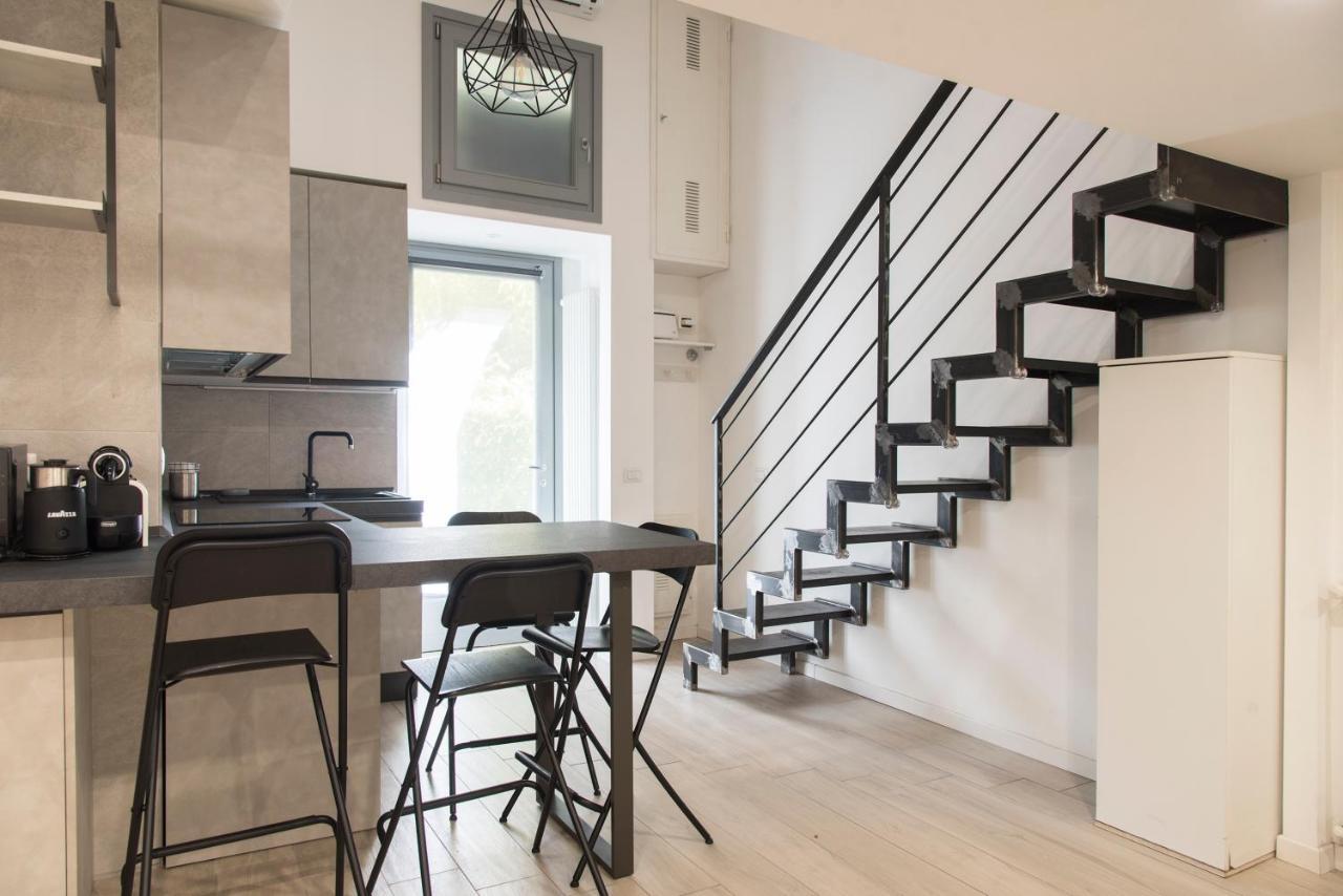 Apartment Youhosty - Pavia 7 *